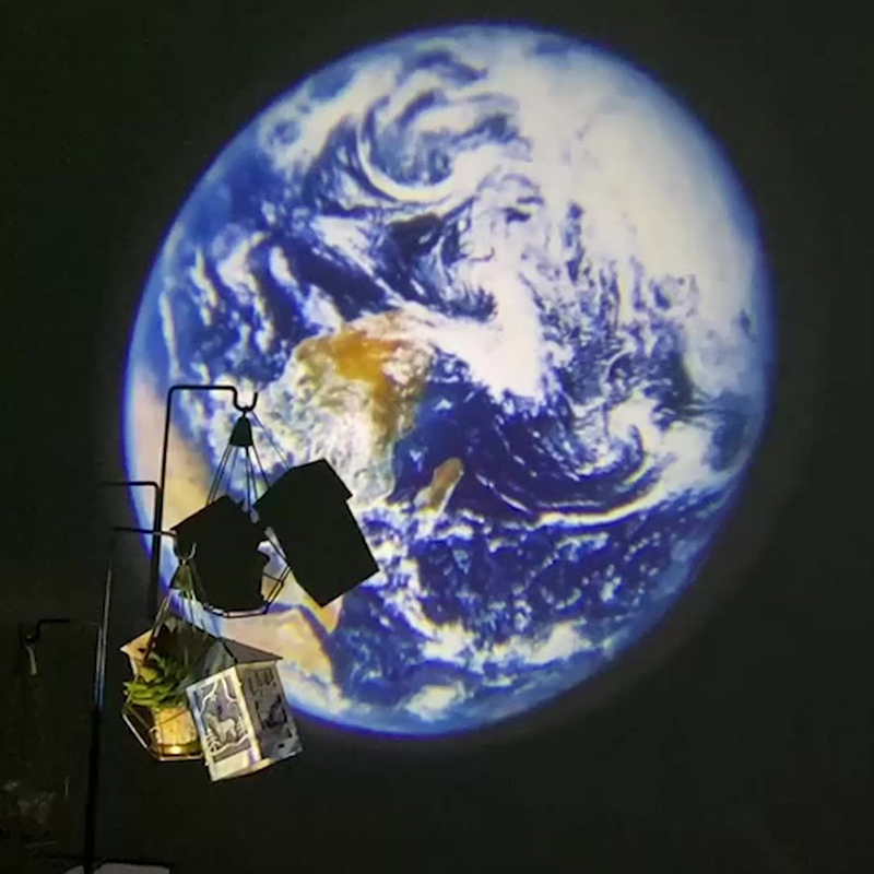 جهاز عرض النجوم الجديد جالاكسي - مراجعة Planetarium Projector Home وسعره